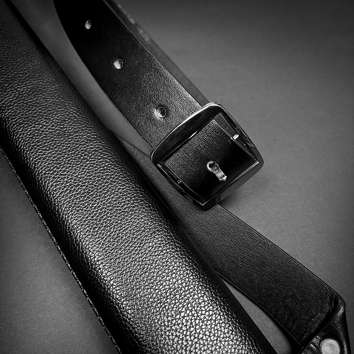 Black leather sword belt and sheath from Knight's Collection for collector medieval sword replica