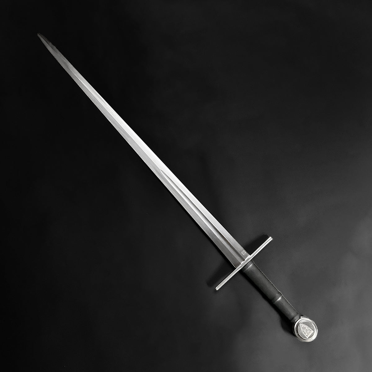 Valebrand hand-forged medieval sword with a sleek blade and detailed hilt from Knights Collection