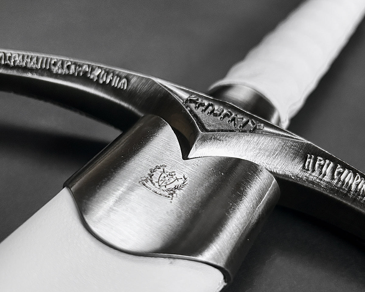 History of Medieval Weaponry: A Collector's Guide