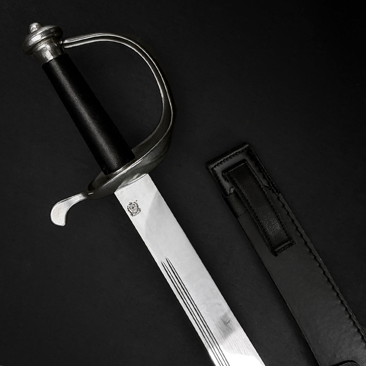 Knight's Collection Elite 31.5" Hand-Forged Battle-Ready Pirate Cutlass