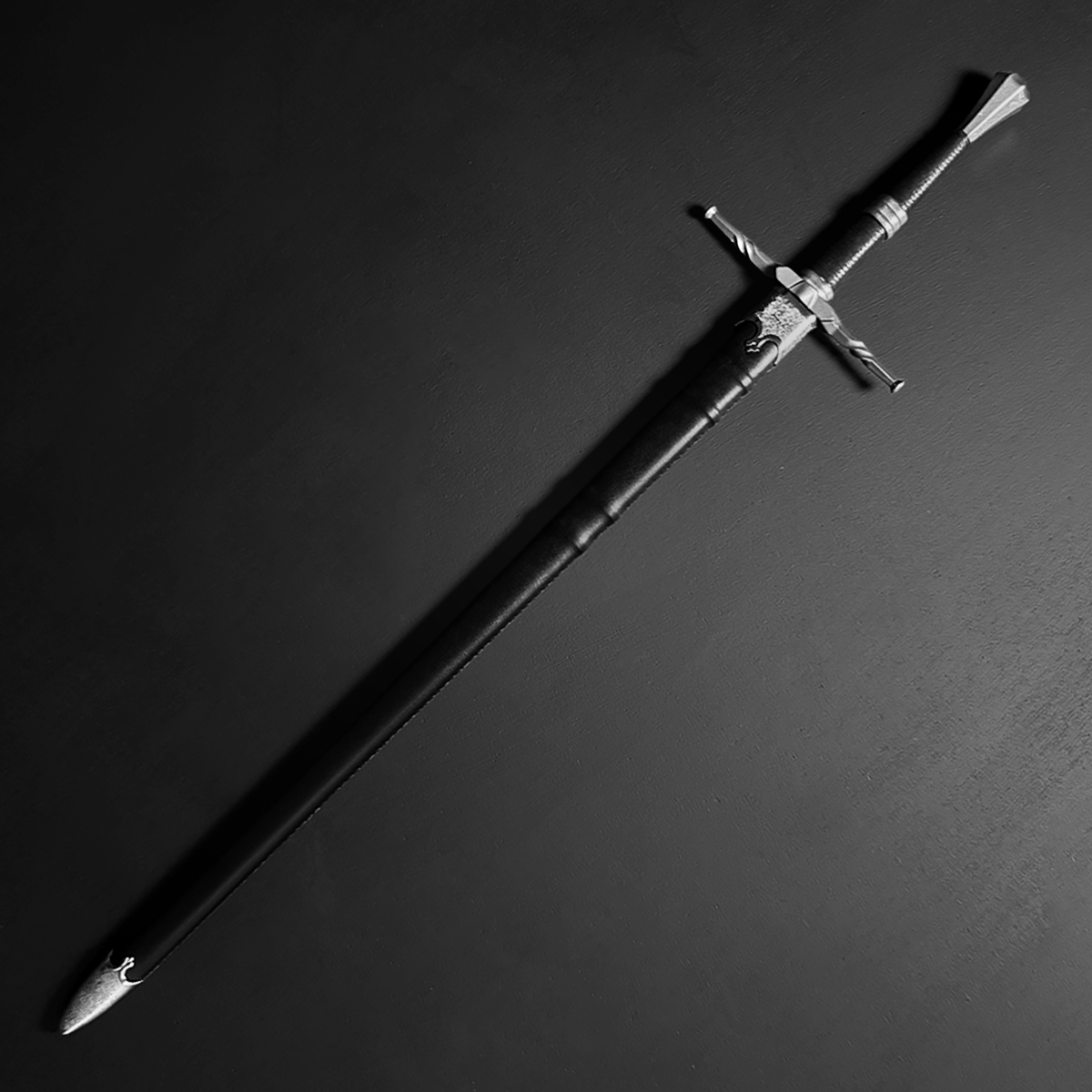 Knight's Collection Elite 42.35" Hand-Forged Medieval Sword