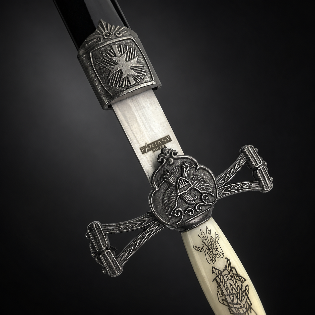 Engraved dagger hilt closeup | Knights Collection