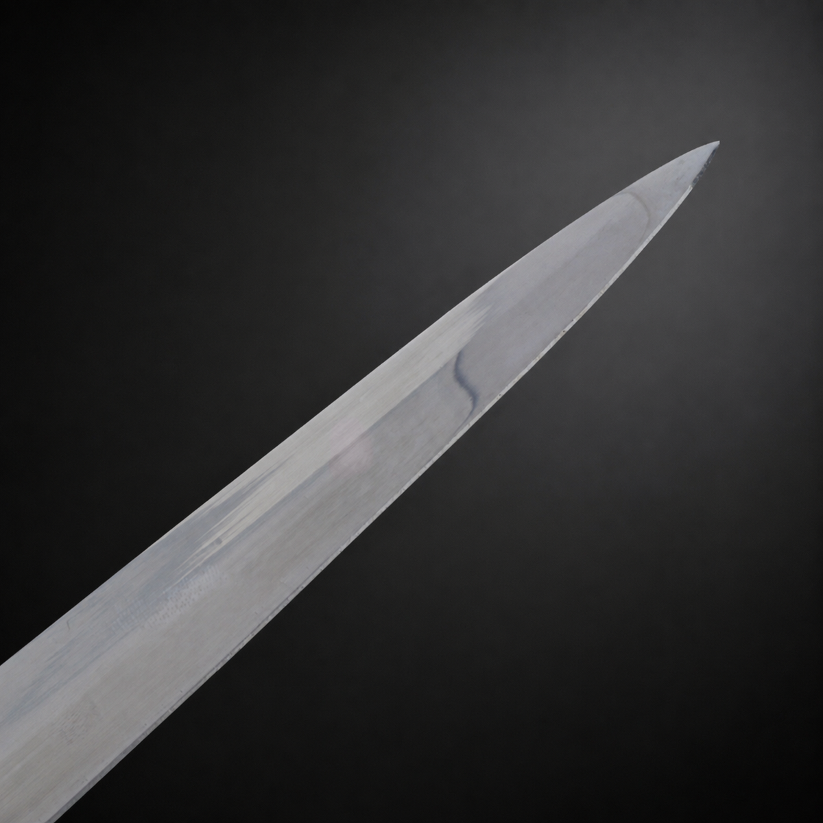 Polished steel knife blade sharp tip | Knight's Collection