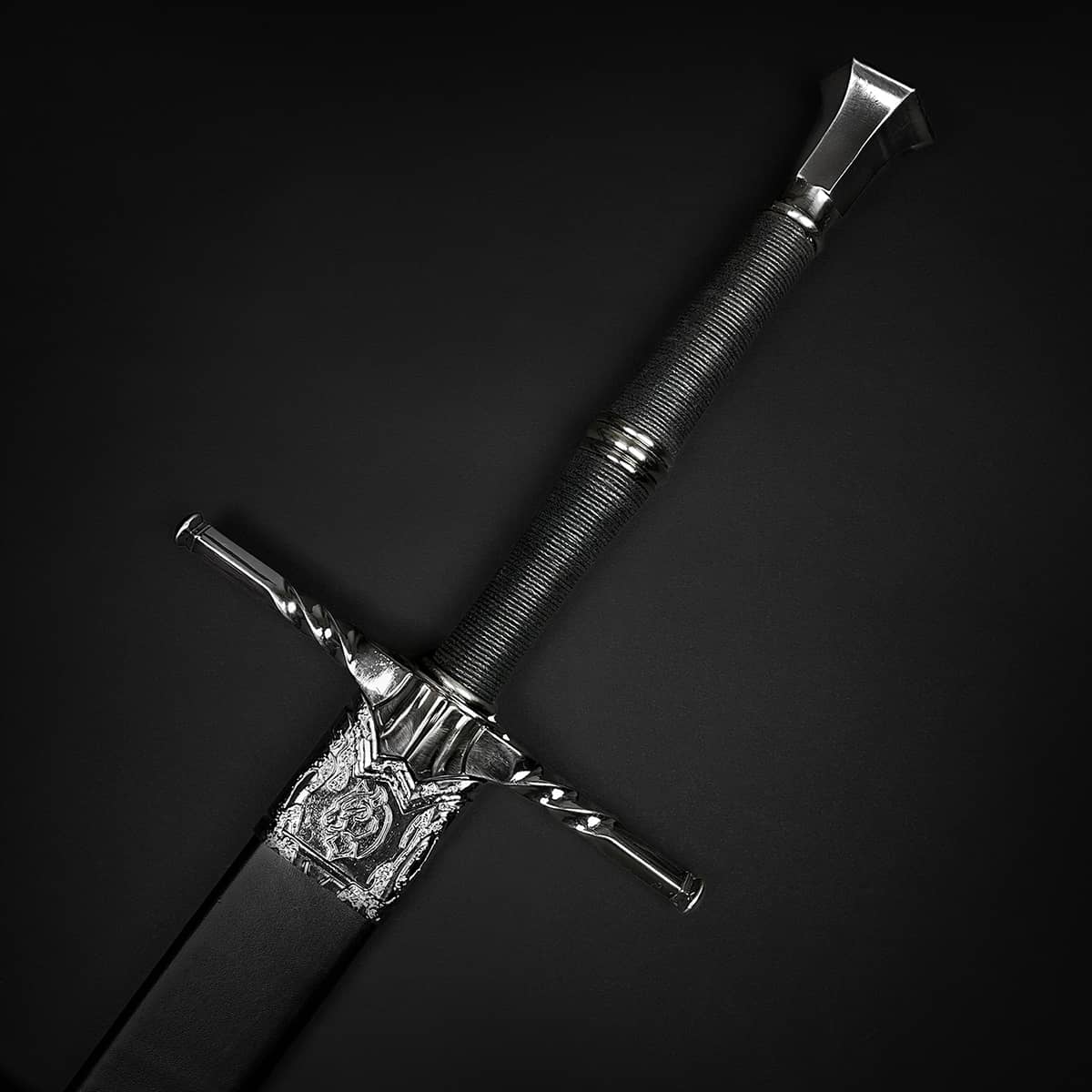 Knights Collection Nightwolf Medieval Sword with intricate detailing and a robust grip for collectors and enthusiasts