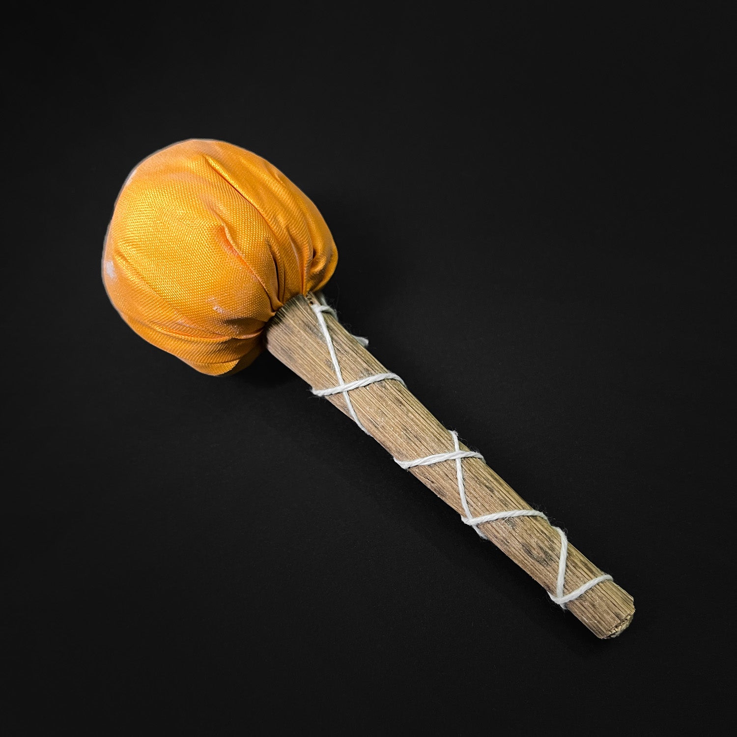 Knight's Collection Sword Cleaning Kit with a specialized cleaning applicator for effective maintenance