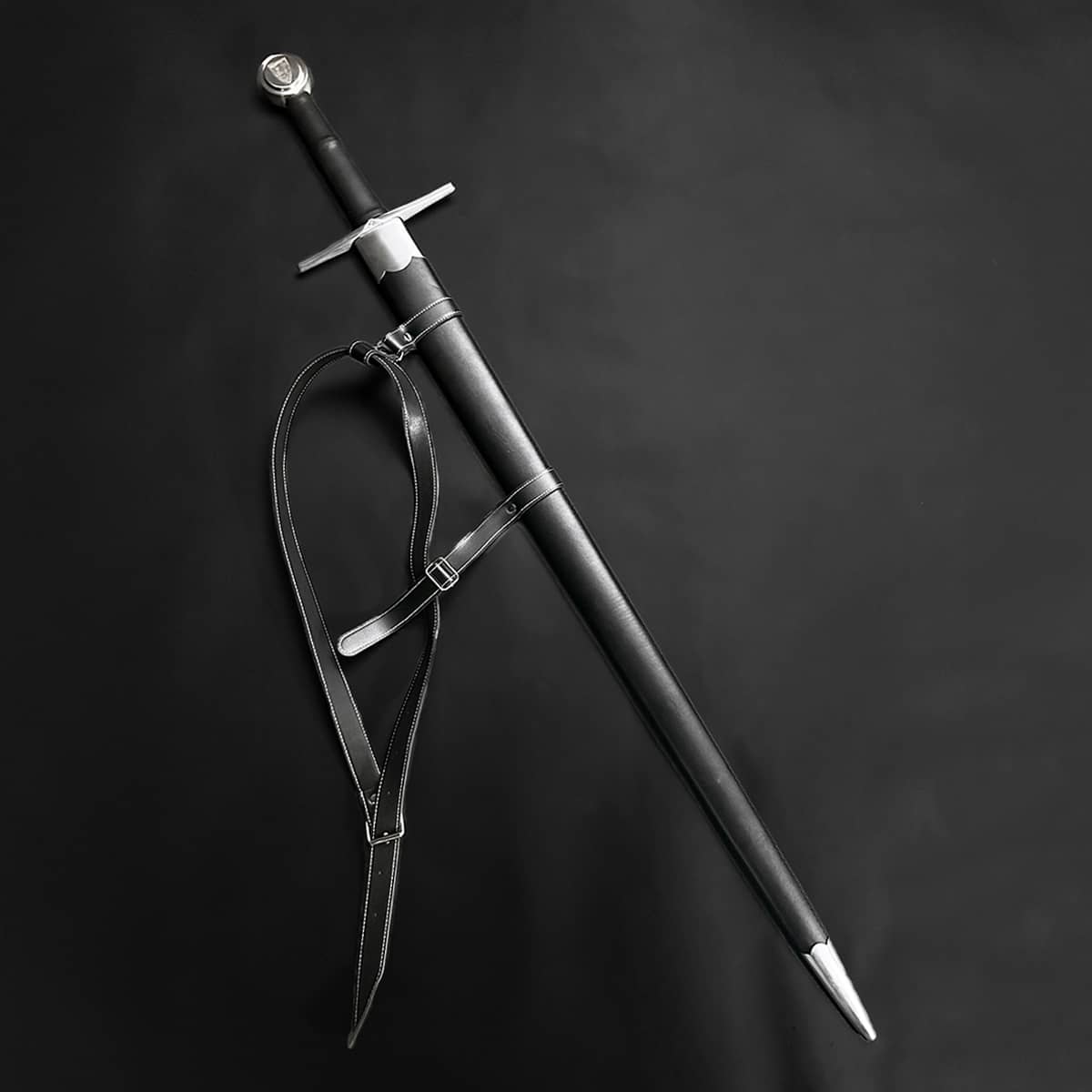 Valebrand hand-forged medieval sword with a detailed hilt and leather scabbard for collectors