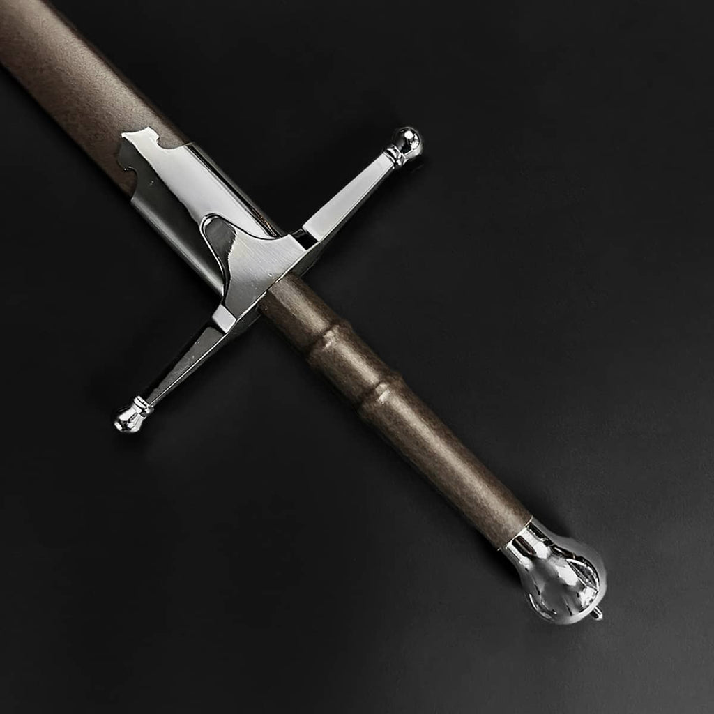 William Wallace Knight Sword with intricate hilt design and polished blade from Knight's Collection